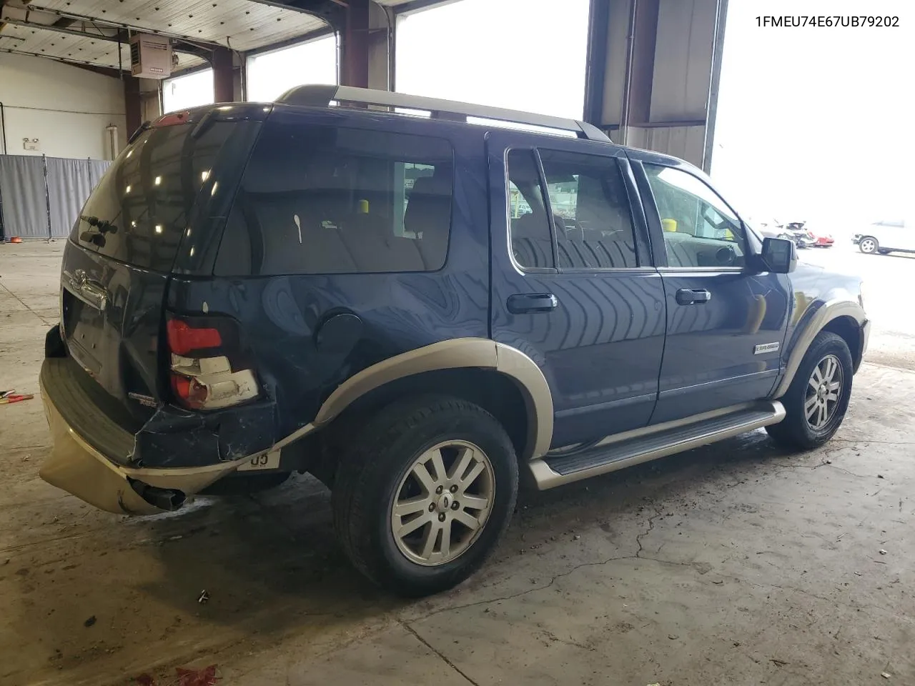 2007 Ford Explorer Eddie Bauer VIN: 1FMEU74E67UB79202 Lot: 72067804