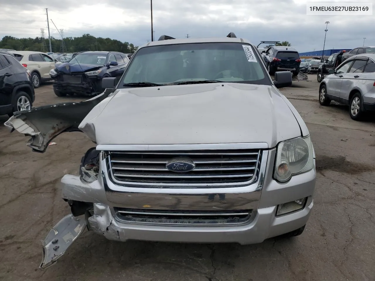 2007 Ford Explorer Xlt VIN: 1FMEU63E27UB23169 Lot: 72933344