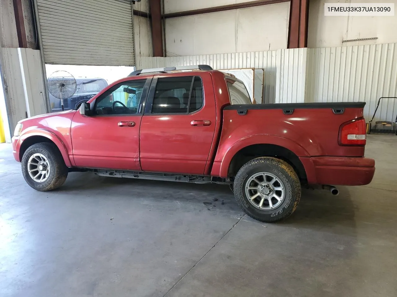 2007 Ford Explorer Sport Trac Limited VIN: 1FMEU33K37UA13090 Lot: 74089574