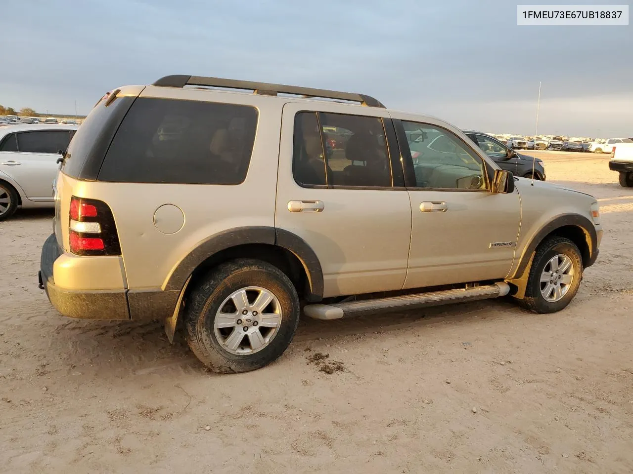 2007 Ford Explorer Xlt VIN: 1FMEU73E67UB18837 Lot: 79847924