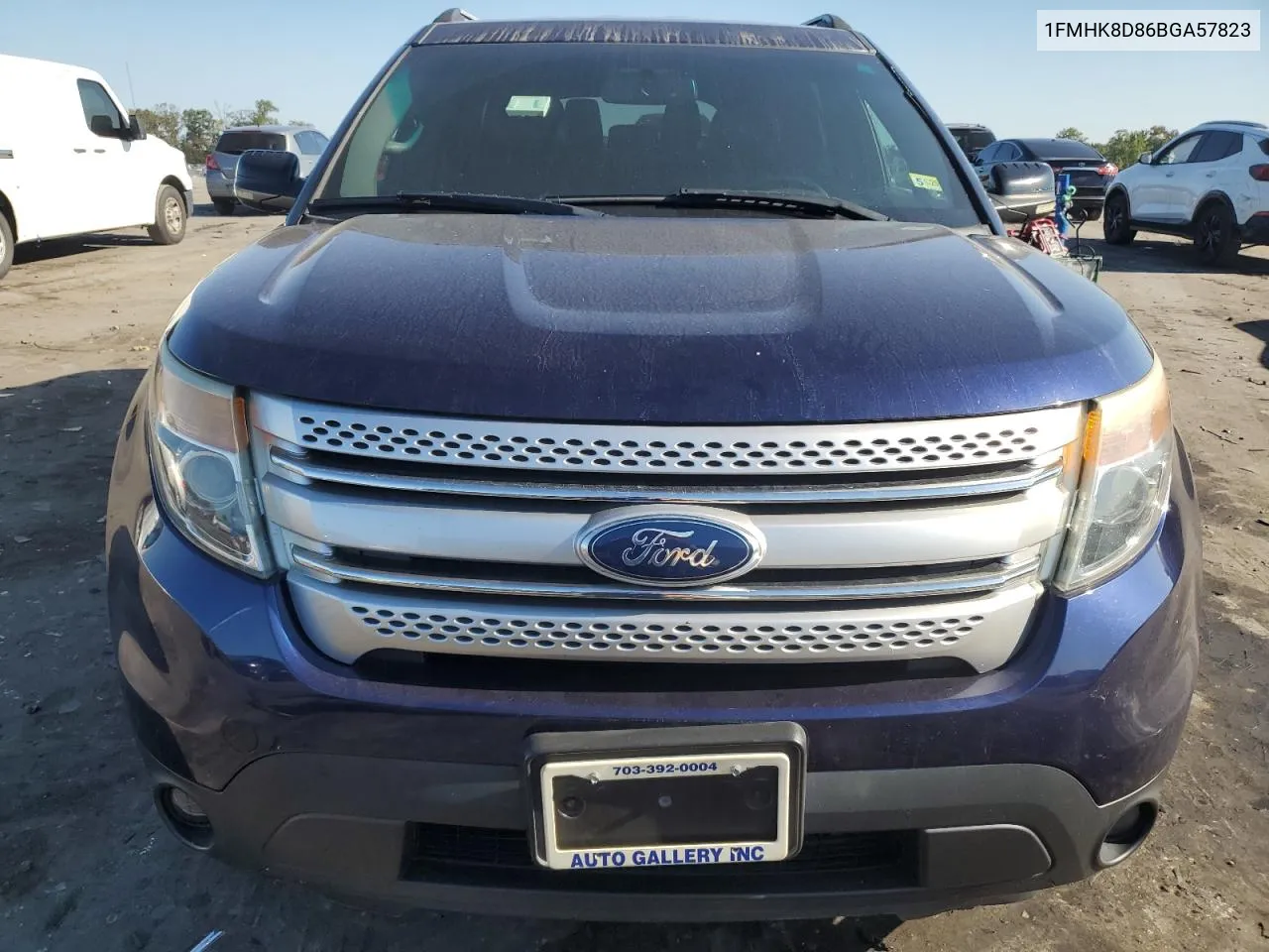 1FMHK8D86BGA57823 2011 Ford Explorer Xlt