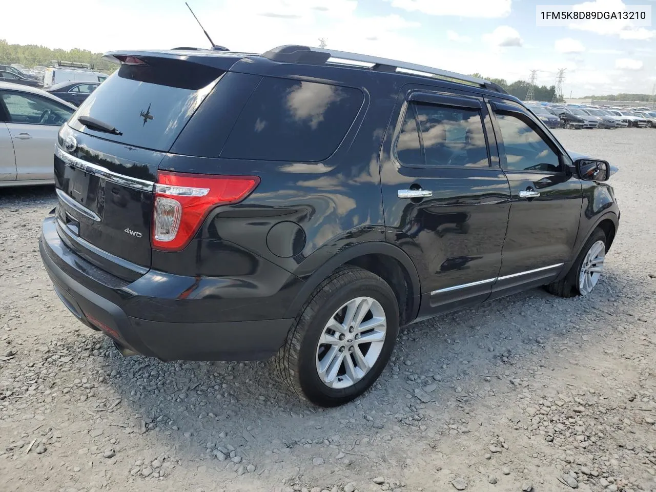 1FM5K8D89DGA13210 2013 Ford Explorer Xlt