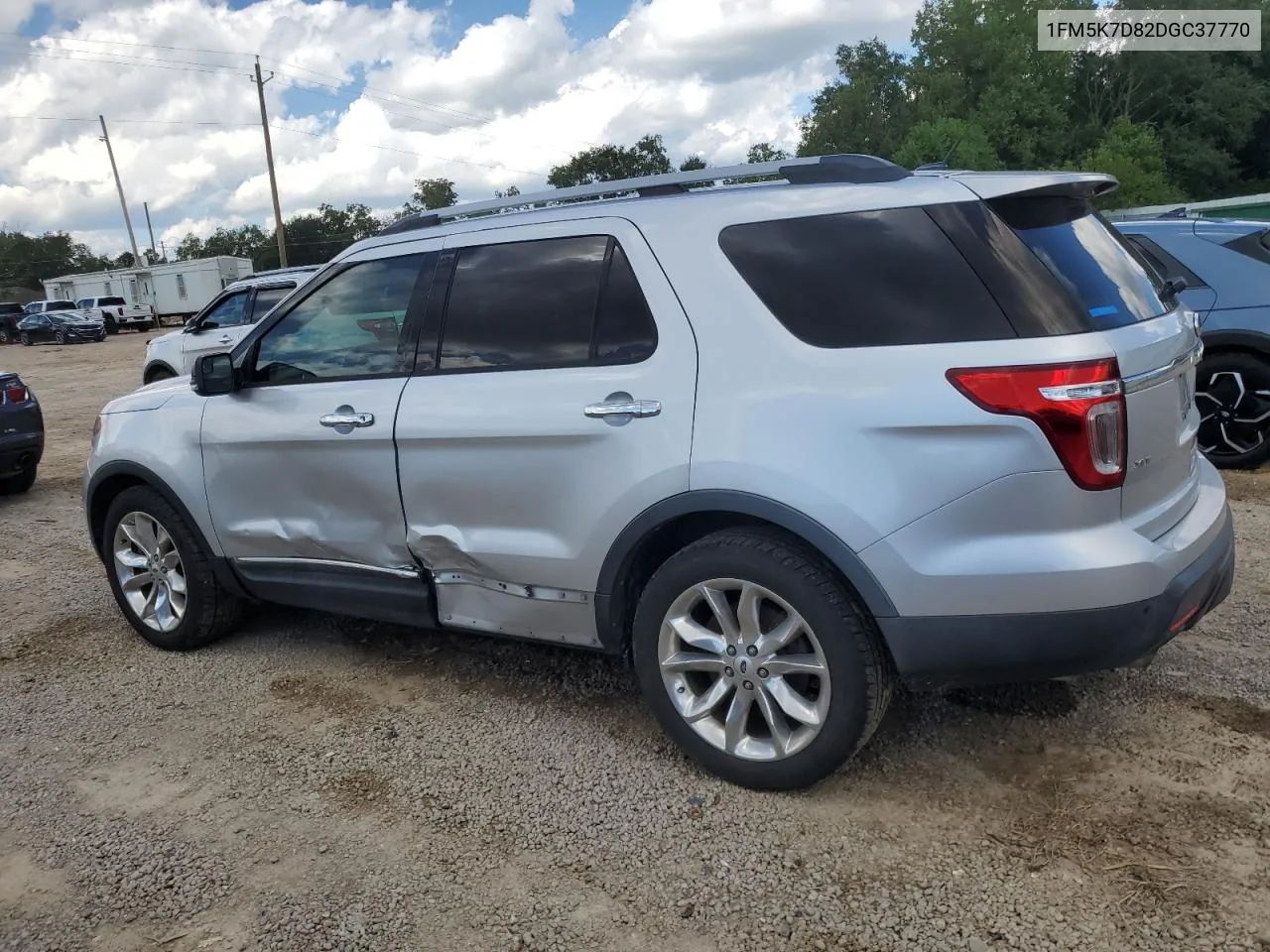 1FM5K7D82DGC37770 2013 Ford Explorer Xlt