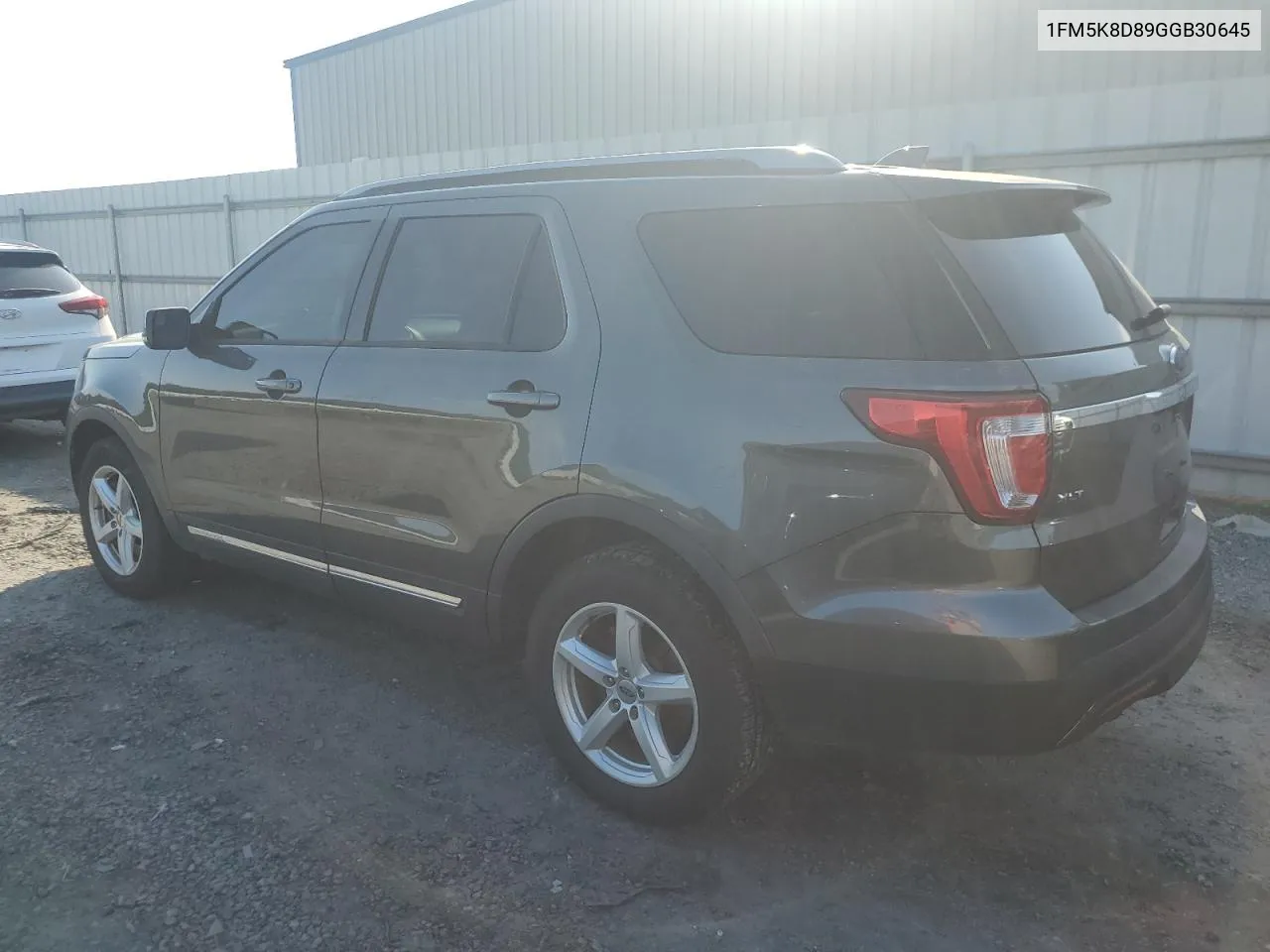 1FM5K8D89GGB30645 2016 Ford Explorer Xlt