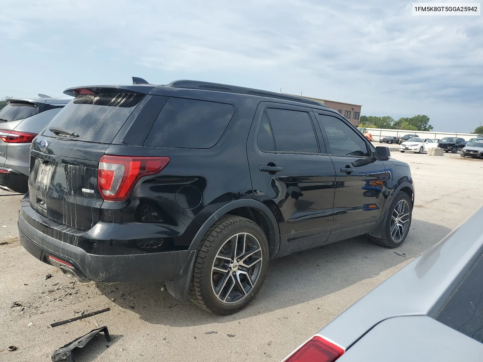 2016 Ford Explorer Sport VIN: 1FM5K8GT5GGA25942 Lot: 66373844