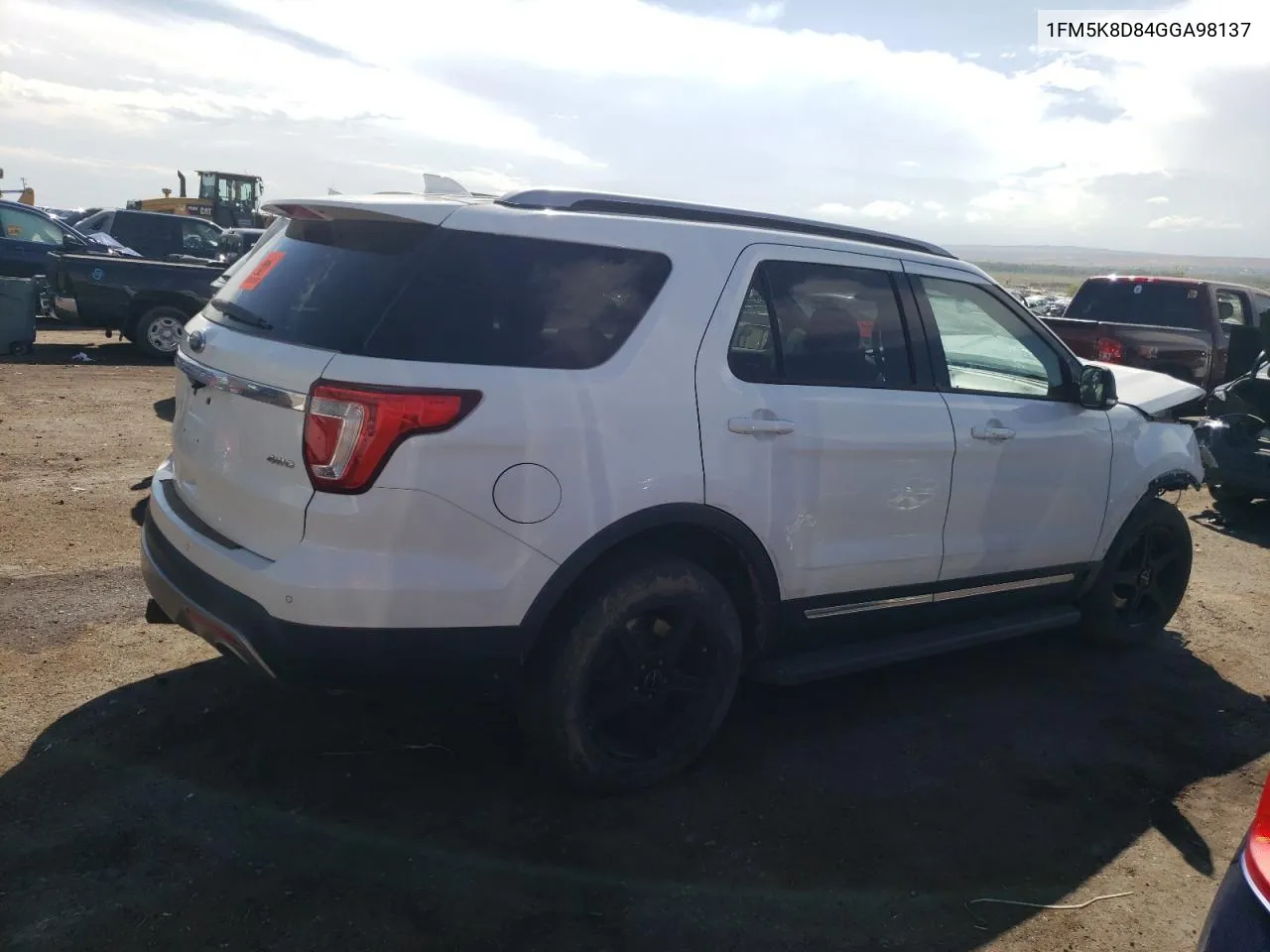 1FM5K8D84GGA98137 2016 Ford Explorer Xlt