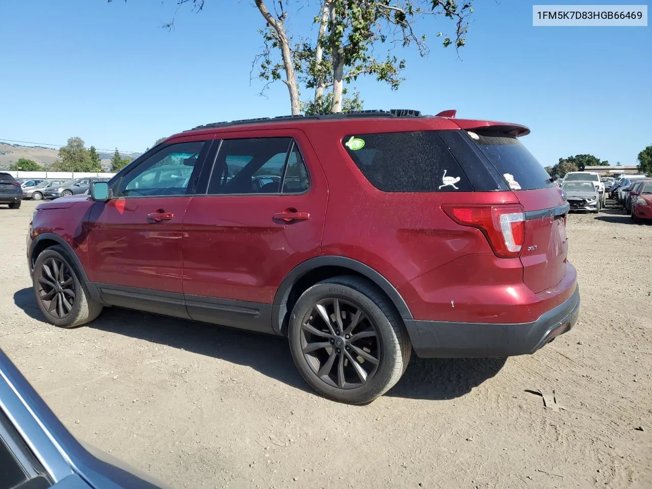 1FM5K7D83HGB66469 2017 Ford Explorer Xlt