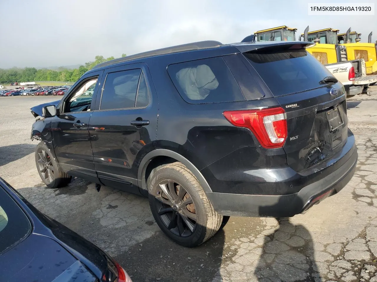 1FM5K8D85HGA19320 2017 Ford Explorer Xlt