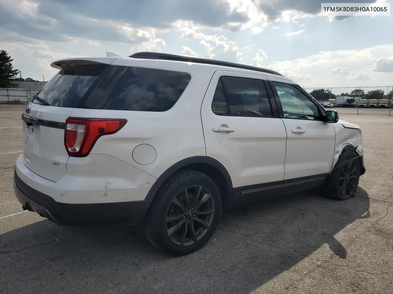 2017 Ford Explorer Xlt VIN: 1FM5K8D83HGA10065 Lot: 62930204