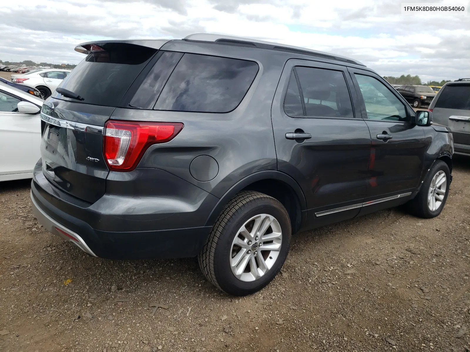 1FM5K8D80HGB54060 2017 Ford Explorer Xlt