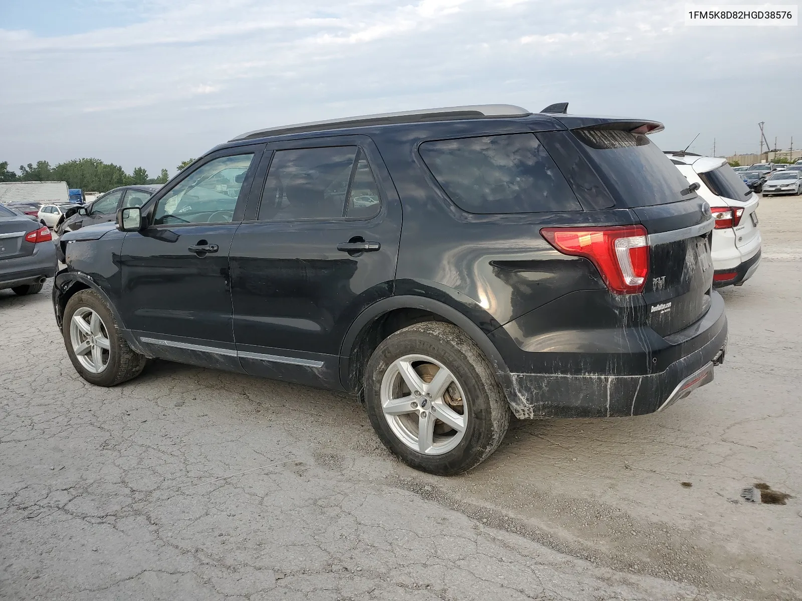 2017 Ford Explorer Xlt VIN: 1FM5K8D82HGD38576 Lot: 68077454