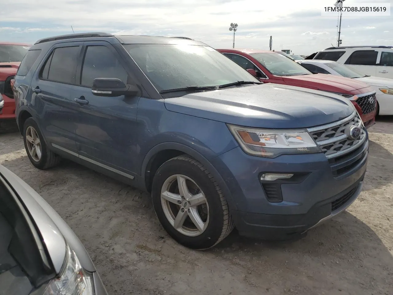 2018 Ford Explorer Xlt VIN: 1FM5K7D88JGB15619 Lot: 75044714