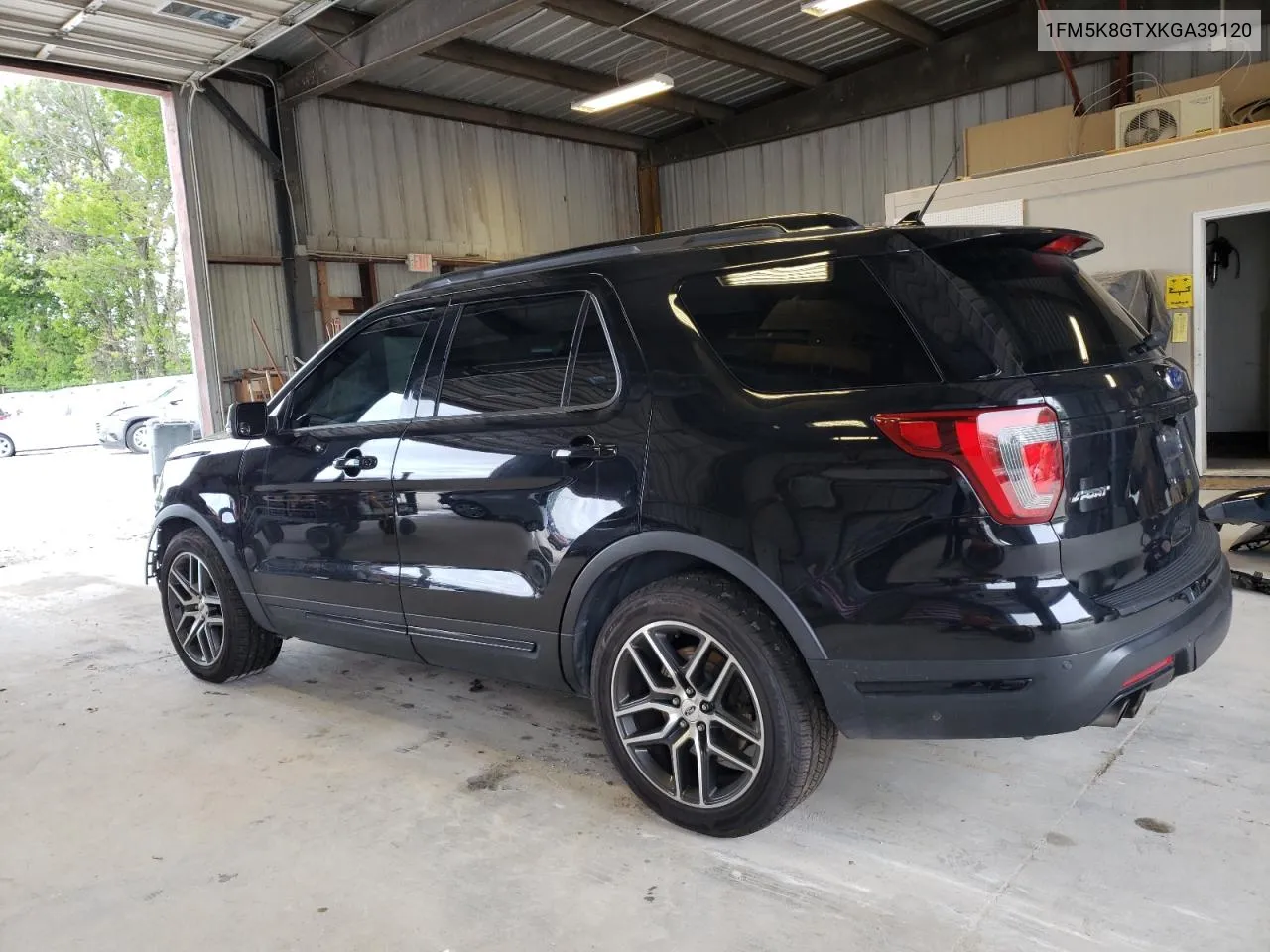 2019 Ford Explorer Sport VIN: 1FM5K8GTXKGA39120 Lot: 53423234