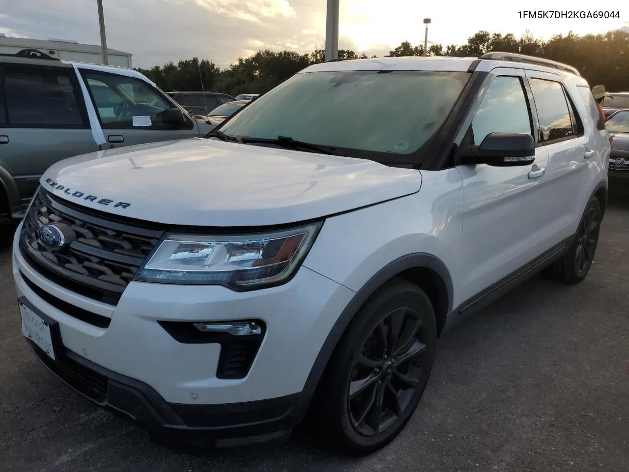 2019 Ford Explorer Xlt VIN: 1FM5K7DH2KGA69044 Lot: 75120604