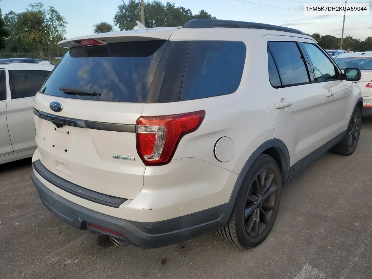 2019 Ford Explorer Xlt VIN: 1FM5K7DH2KGA69044 Lot: 75120604