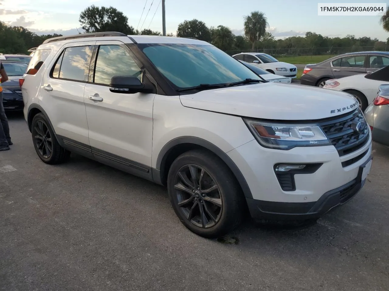 2019 Ford Explorer Xlt VIN: 1FM5K7DH2KGA69044 Lot: 75120604