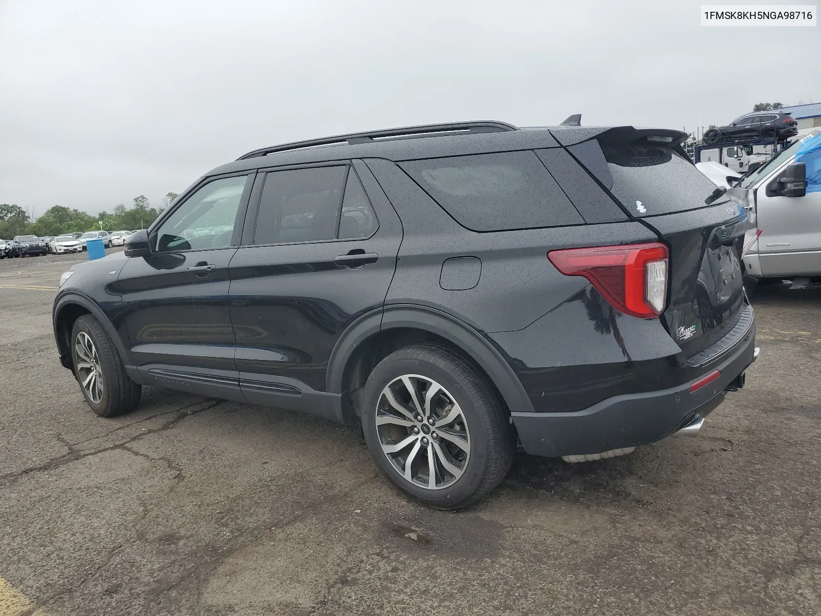 2022 Ford Explorer St-Line VIN: 1FMSK8KH5NGA98716 Lot: 66844324