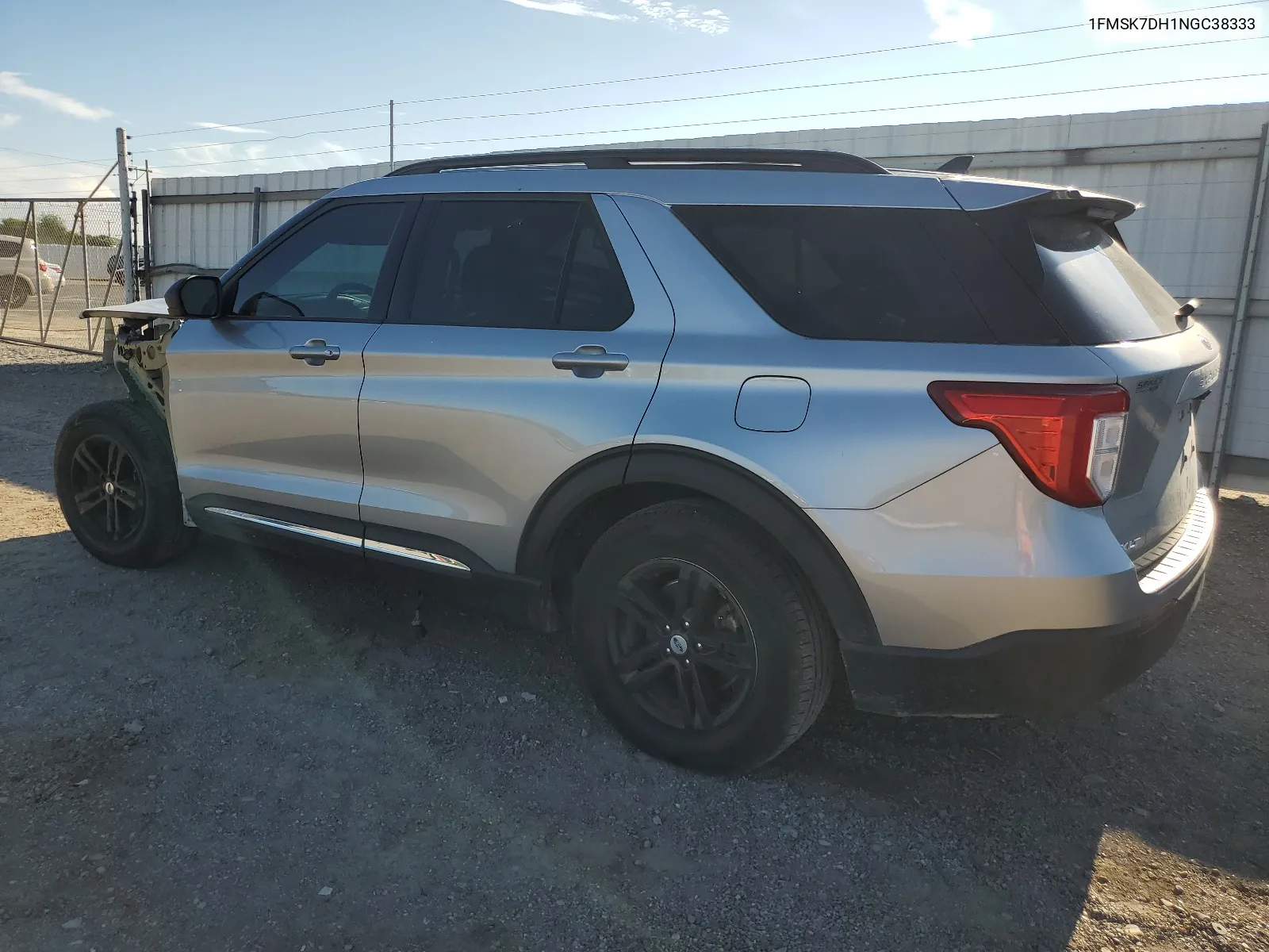 1FMSK7DH1NGC38333 2022 Ford Explorer Xlt