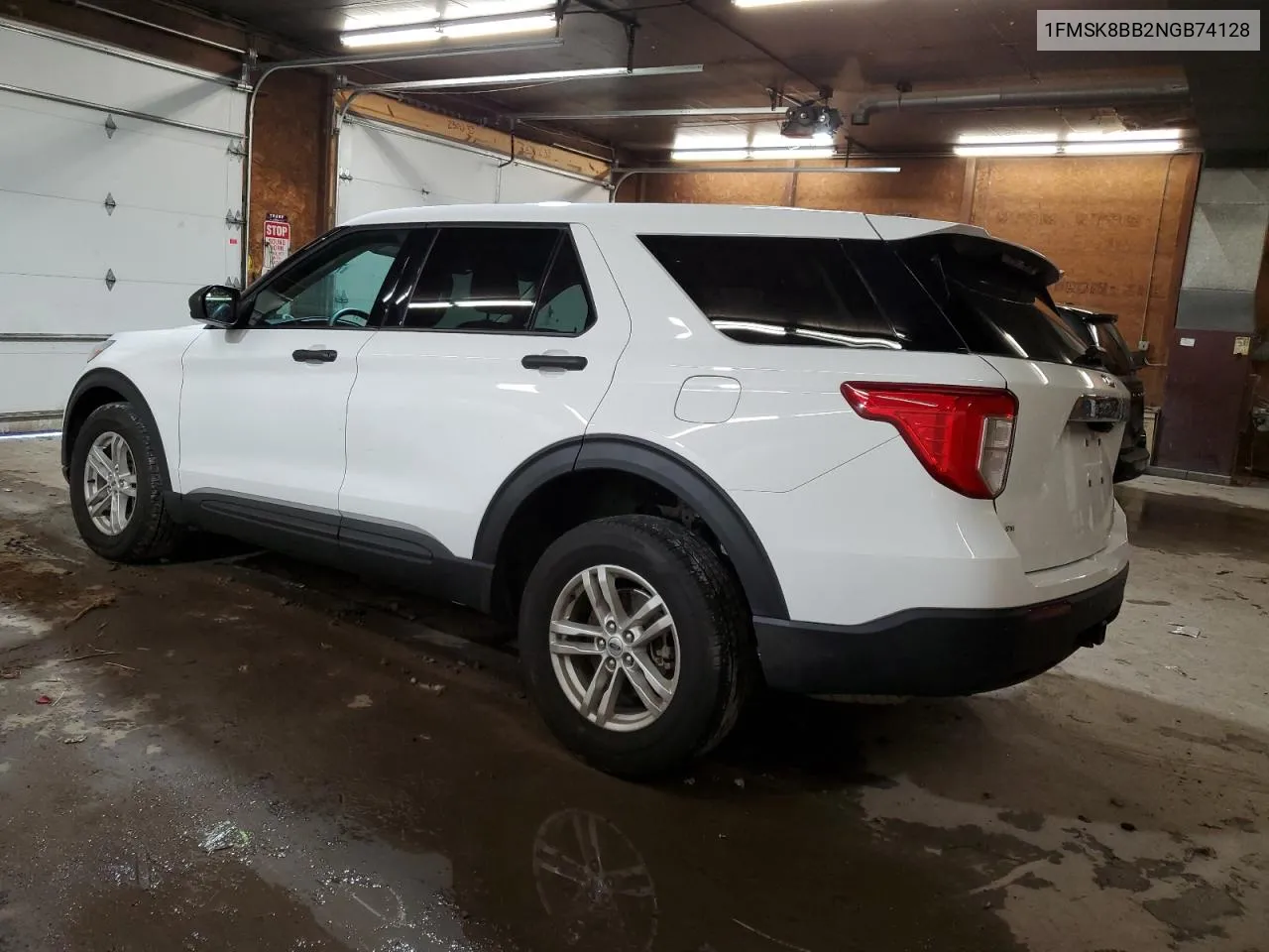 2022 Ford Explorer VIN: 1FMSK8BB2NGB74128 Lot: 71914344