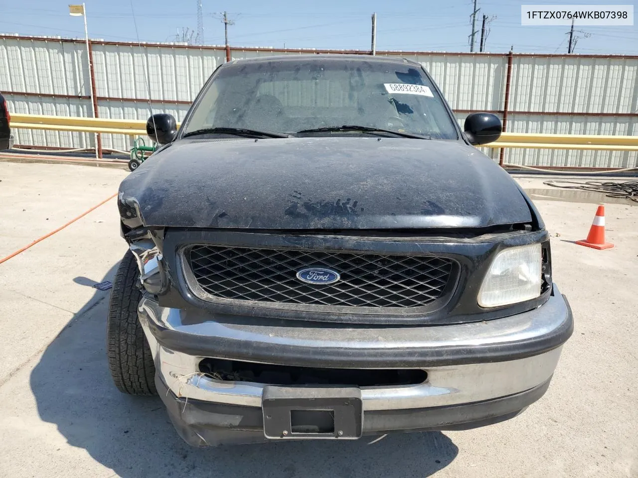 1998 Ford F150 VIN: 1FTZX0764WKB07398 Lot: 68892384