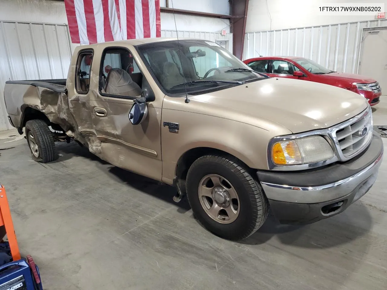 1999 Ford F150 VIN: 1FTRX17W9XNB05202 Lot: 72732714