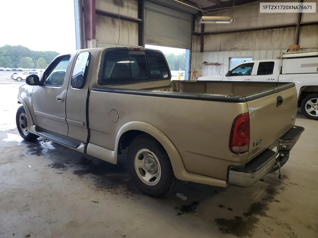 1999 Ford F150 VIN: 1FTZX1720XNA76671 Lot: 73330264