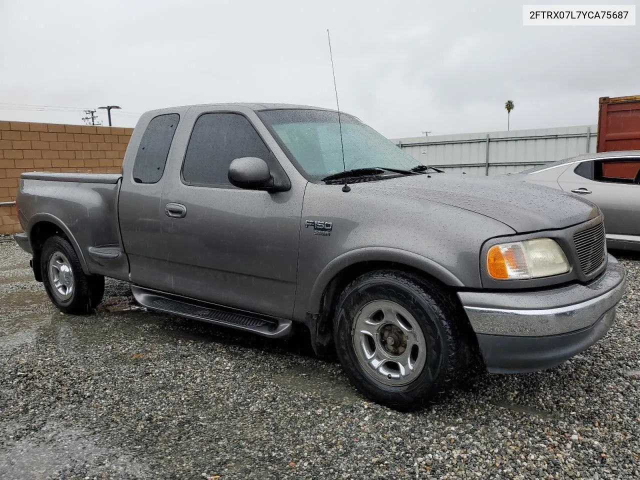 2000 Ford F150 VIN: 2FTRX07L7YCA75687 Lot: 41056124