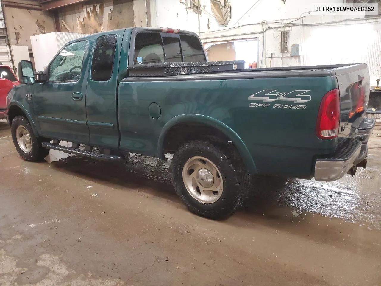 2FTRX18L9YCA88252 2000 Ford F150