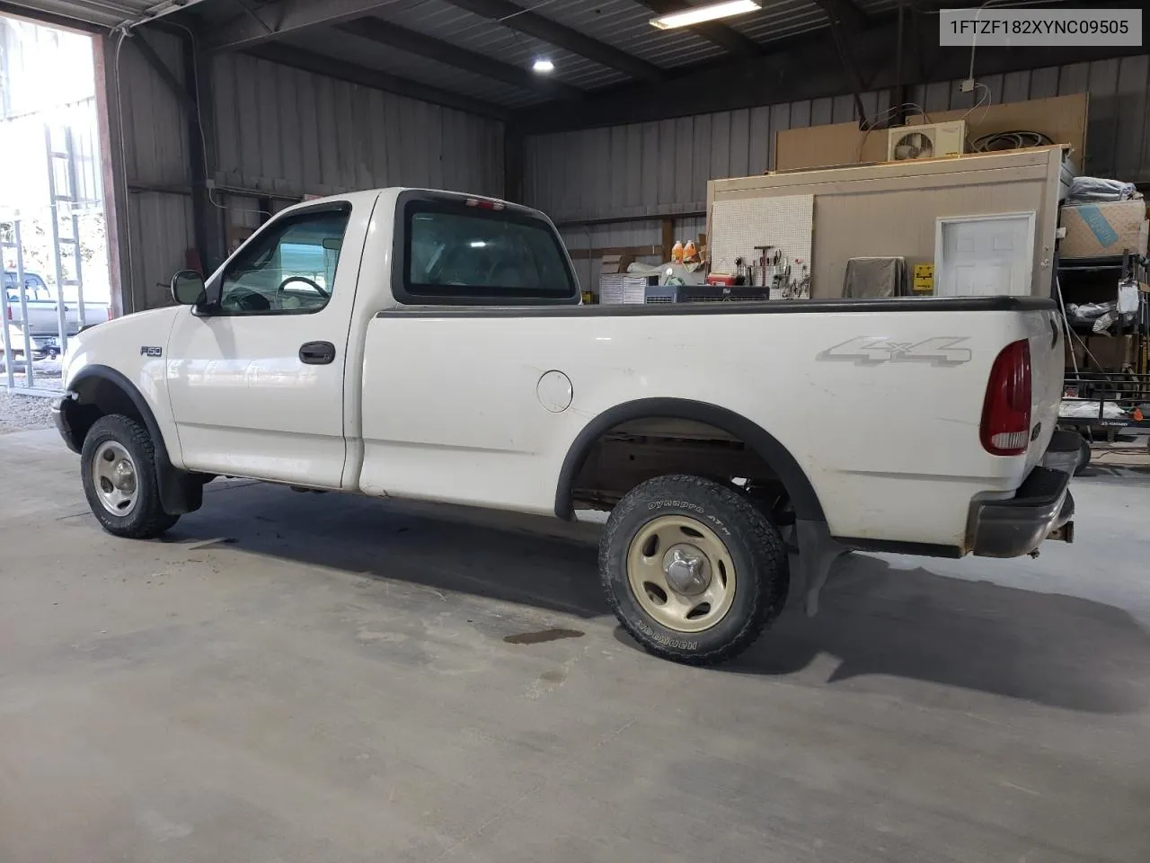 2000 Ford F150 VIN: 1FTZF182XYNC09505 Lot: 73420184