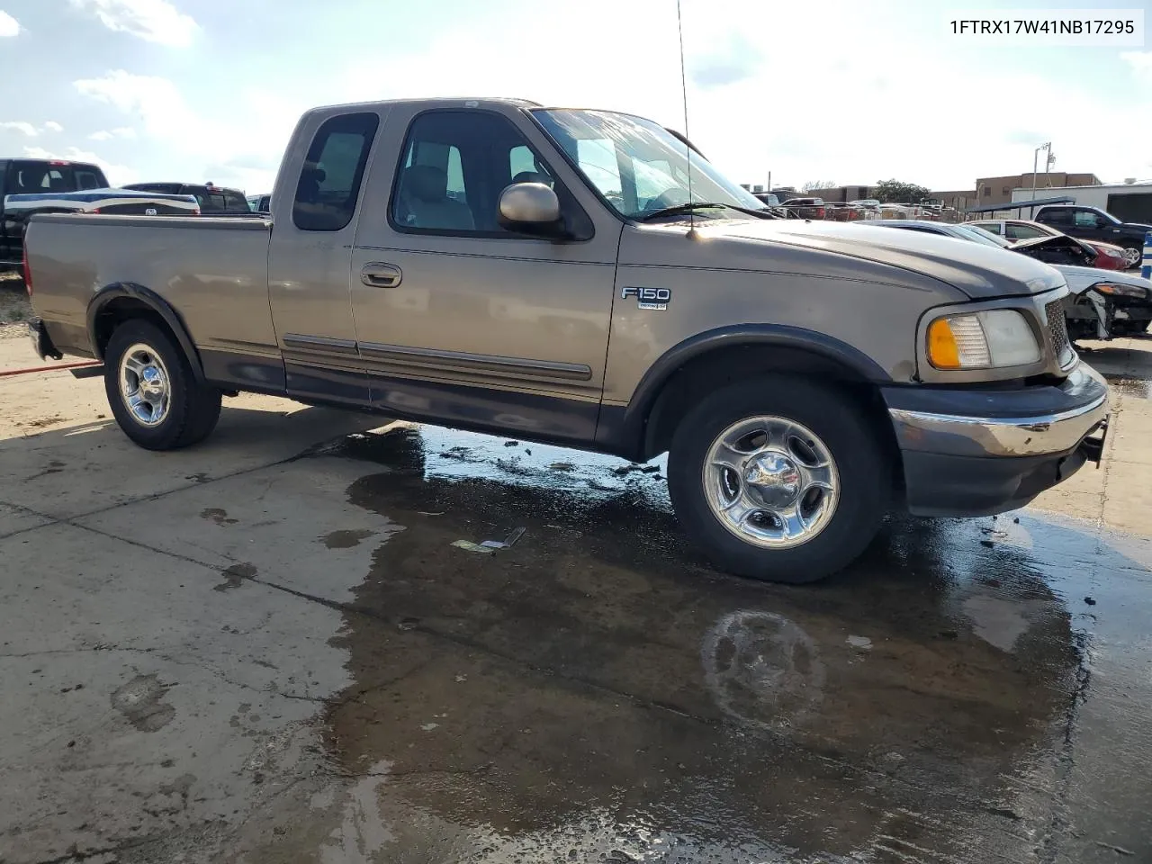 2001 Ford F150 VIN: 1FTRX17W41NB17295 Lot: 71868154