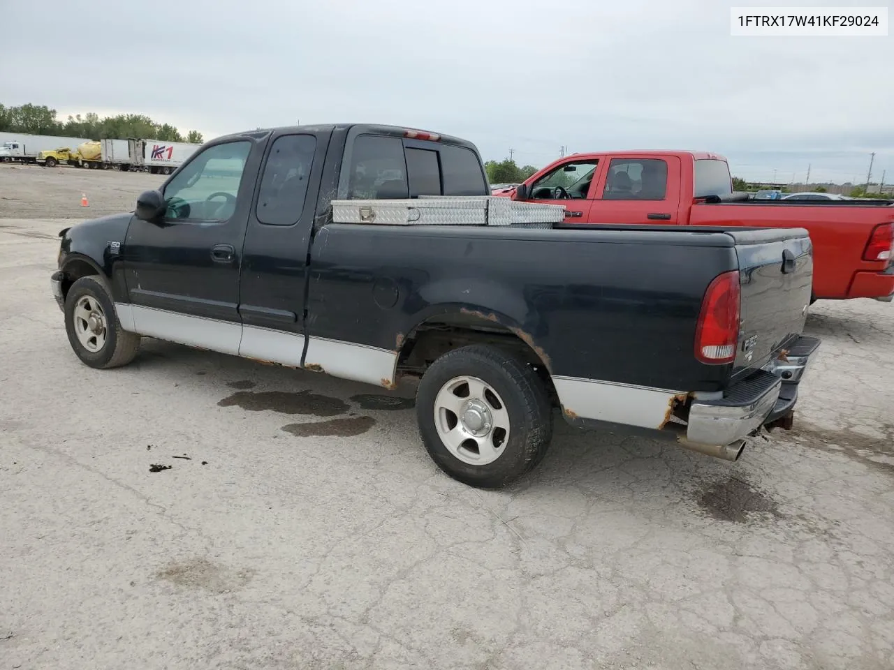 2001 Ford F150 VIN: 1FTRX17W41KF29024 Lot: 73038064