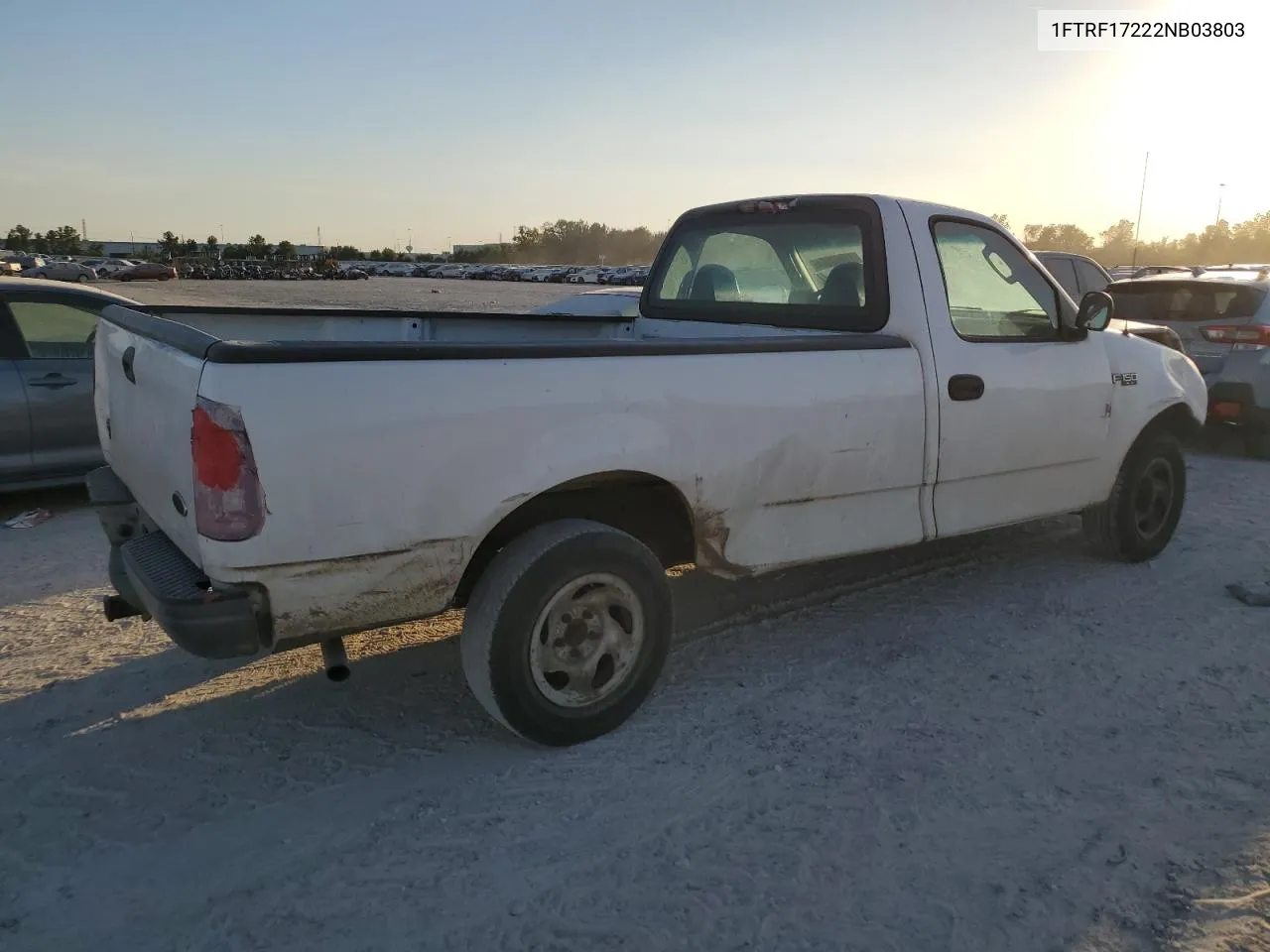 2002 Ford F150 VIN: 1FTRF17222NB03803 Lot: 76460504