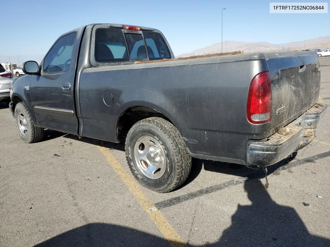 2002 Ford F150 VIN: 1FTRF17252NC06844 Lot: 76844424