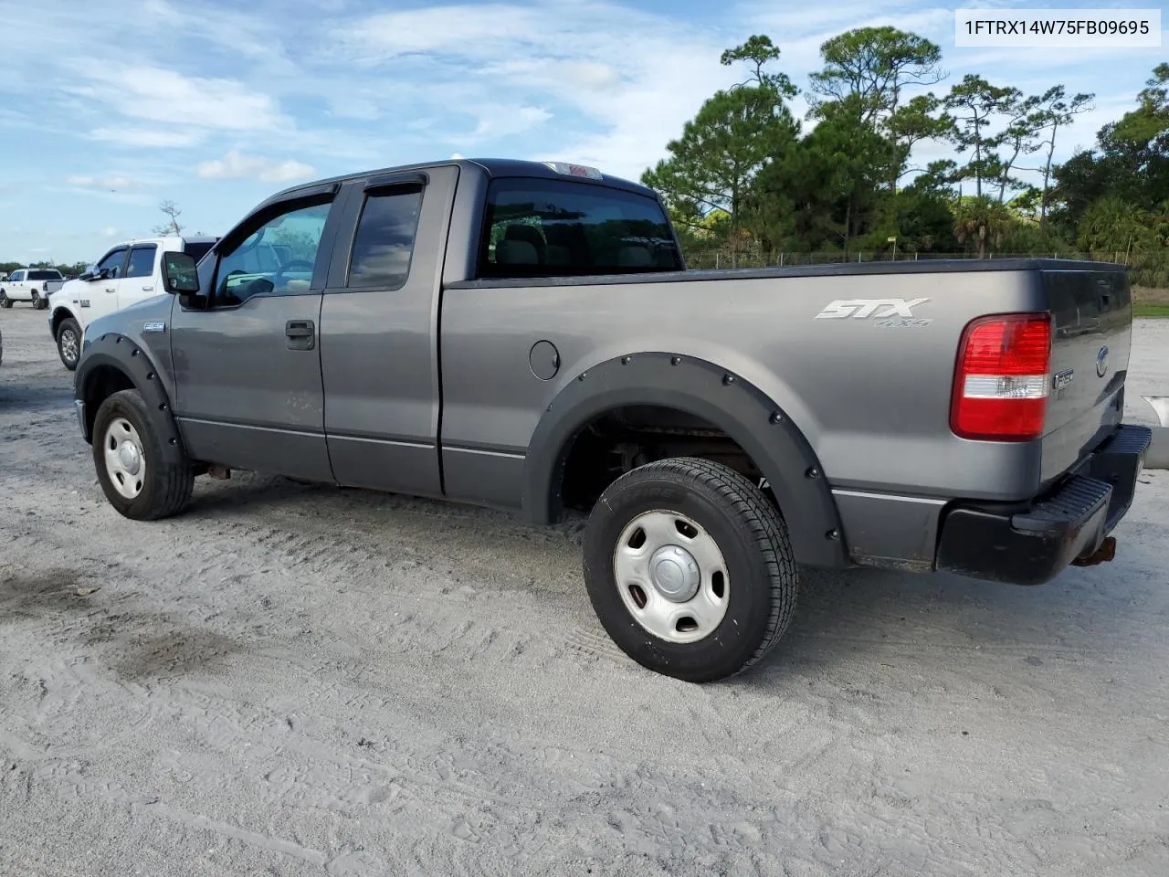 2005 Ford F150 VIN: 1FTRX14W75FB09695 Lot: 70762814