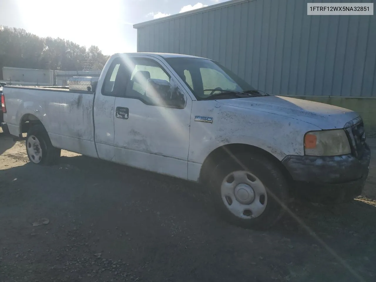 2005 Ford F150 VIN: 1FTRF12WX5NA32851 Lot: 80337384