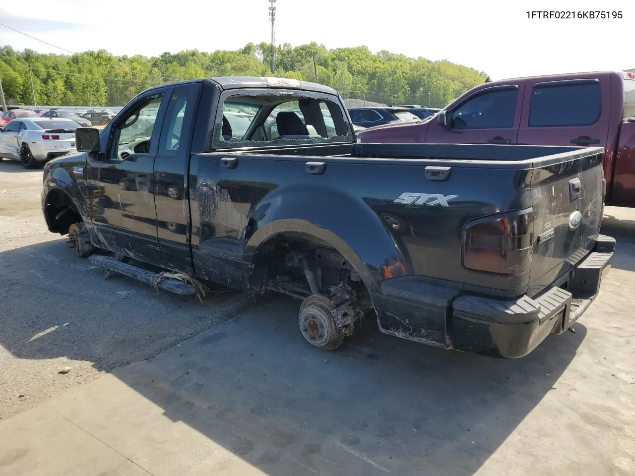 2006 Ford F150 VIN: 1FTRF02216KB75195 Lot: 52139834