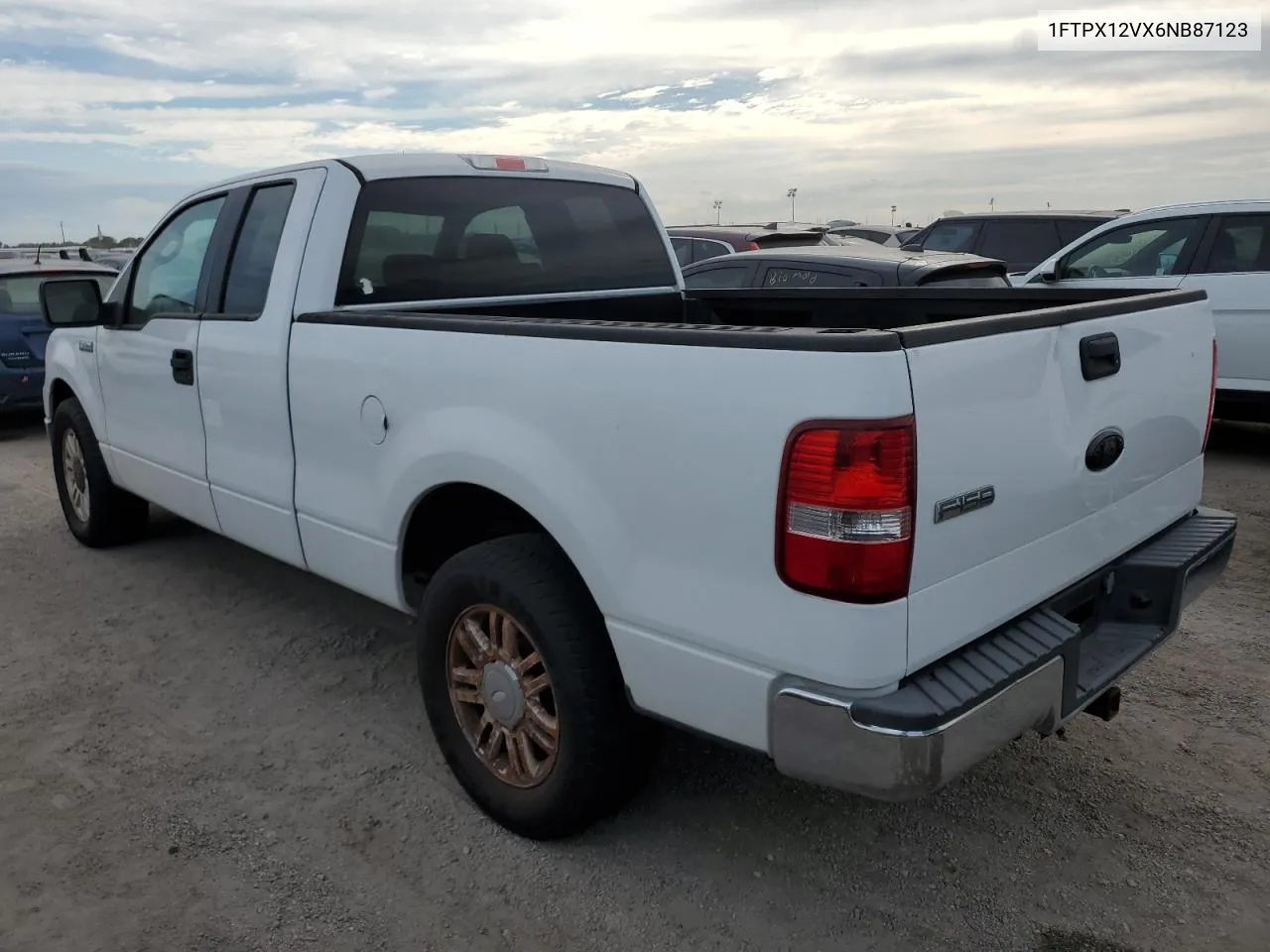 2006 Ford F150 VIN: 1FTPX12VX6NB87123 Lot: 74709614