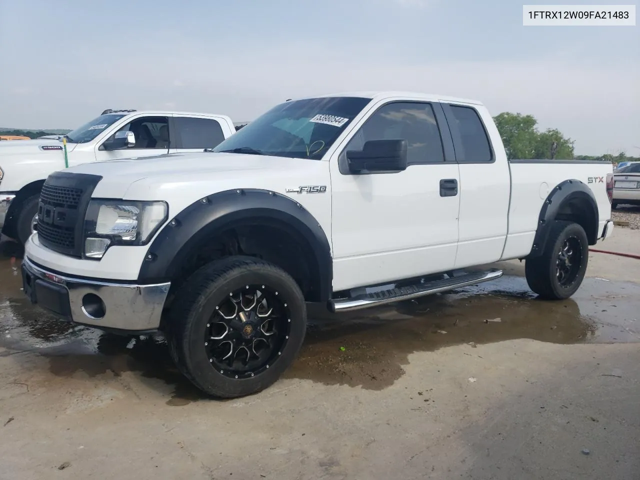 1FTRX12W09FA21483 2009 Ford F150 Super Cab