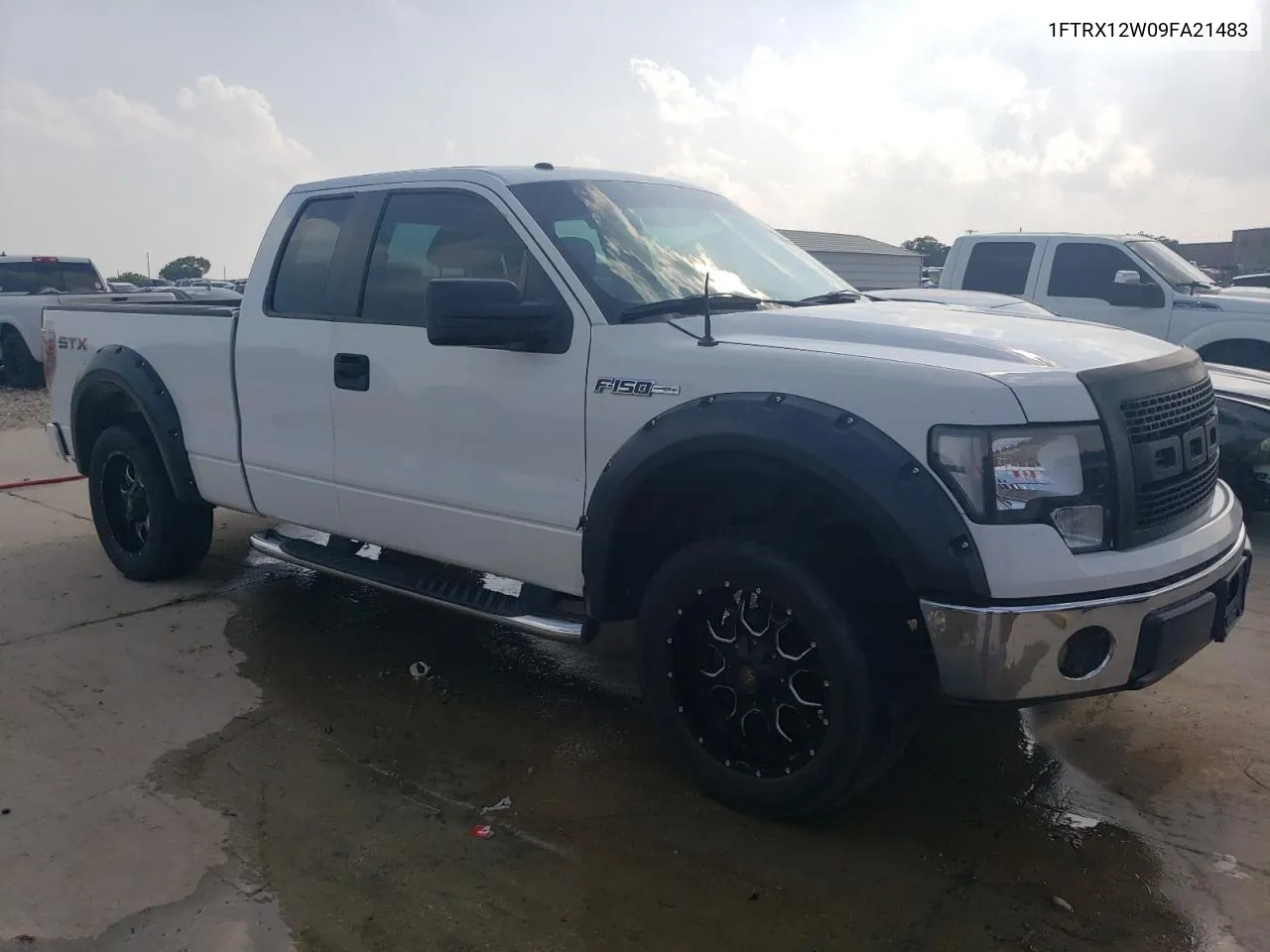 1FTRX12W09FA21483 2009 Ford F150 Super Cab