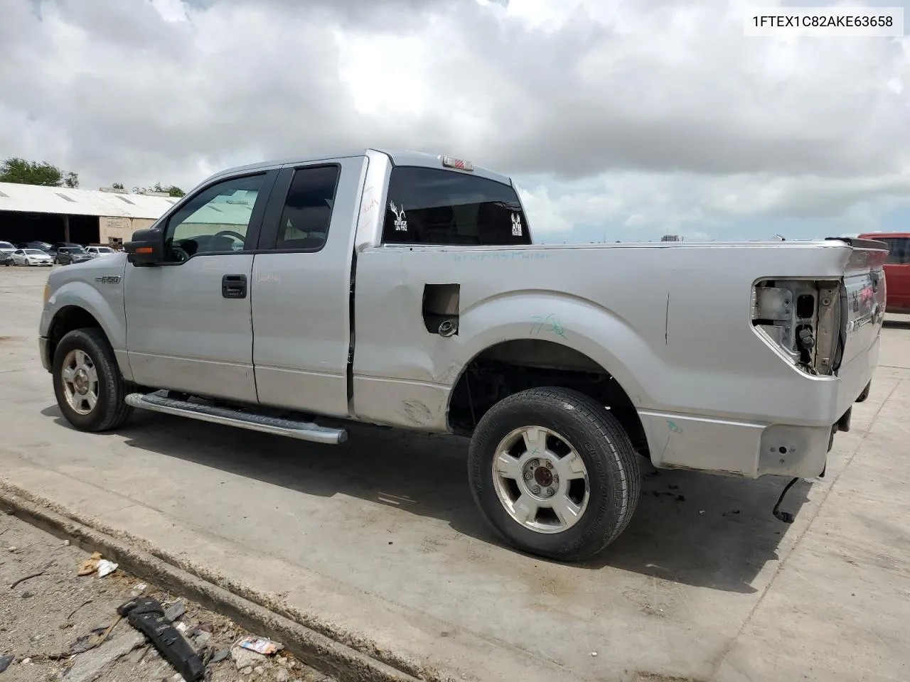 1FTEX1C82AKE63658 2010 Ford F150 Super Cab