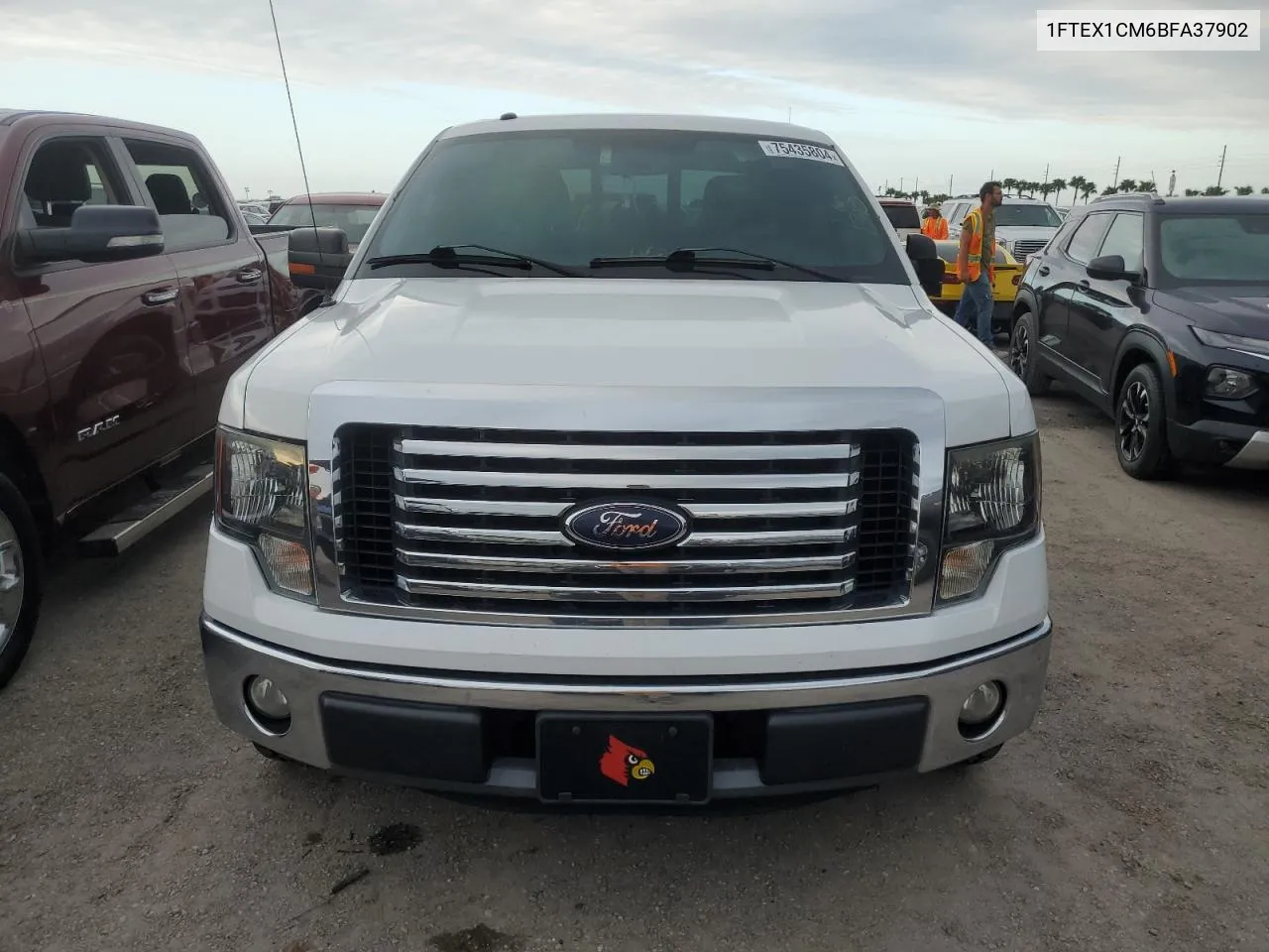 2011 Ford F150 Super Cab VIN: 1FTEX1CM6BFA37902 Lot: 75435804