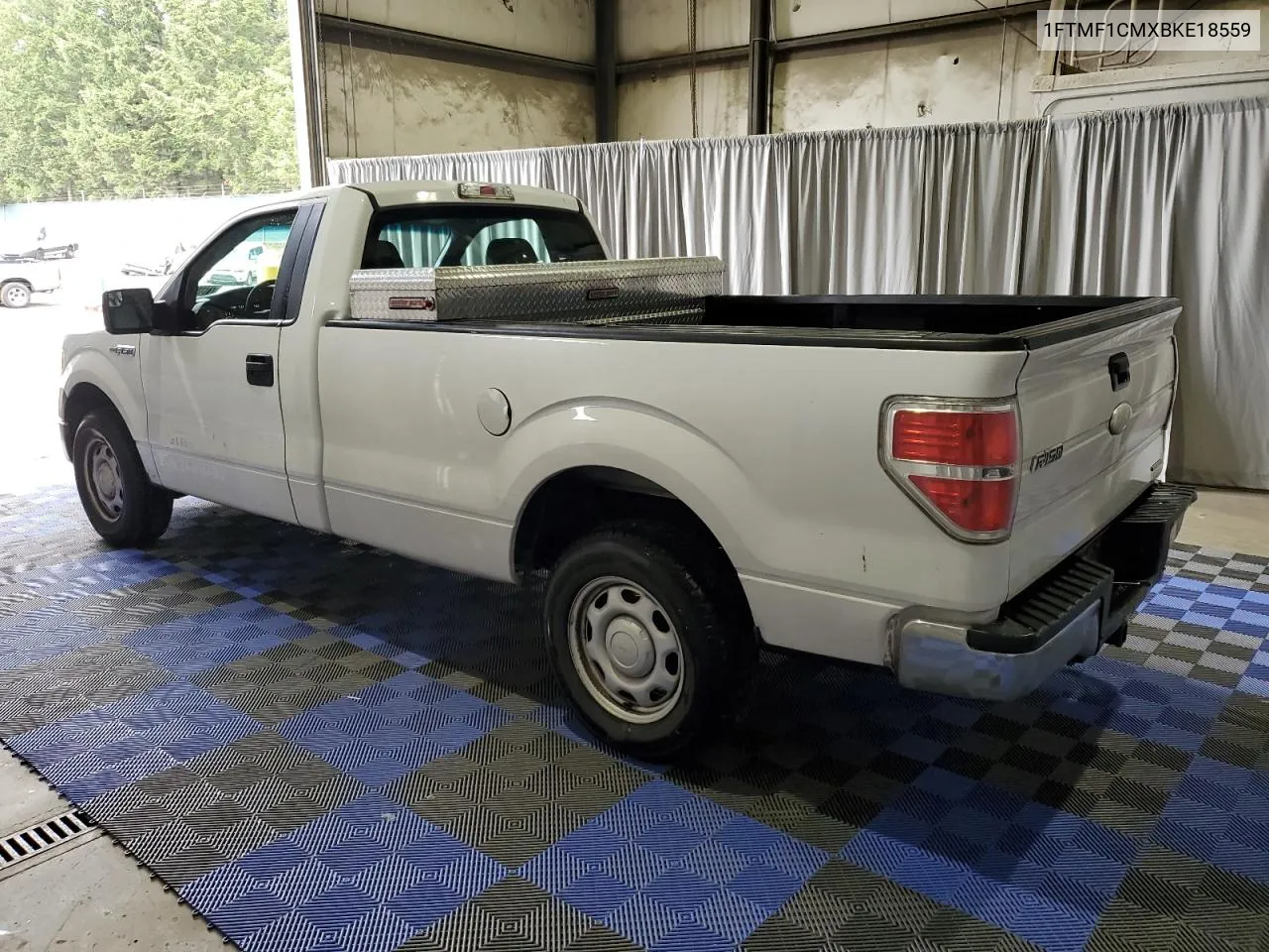 1FTMF1CMXBKE18559 2011 Ford F150