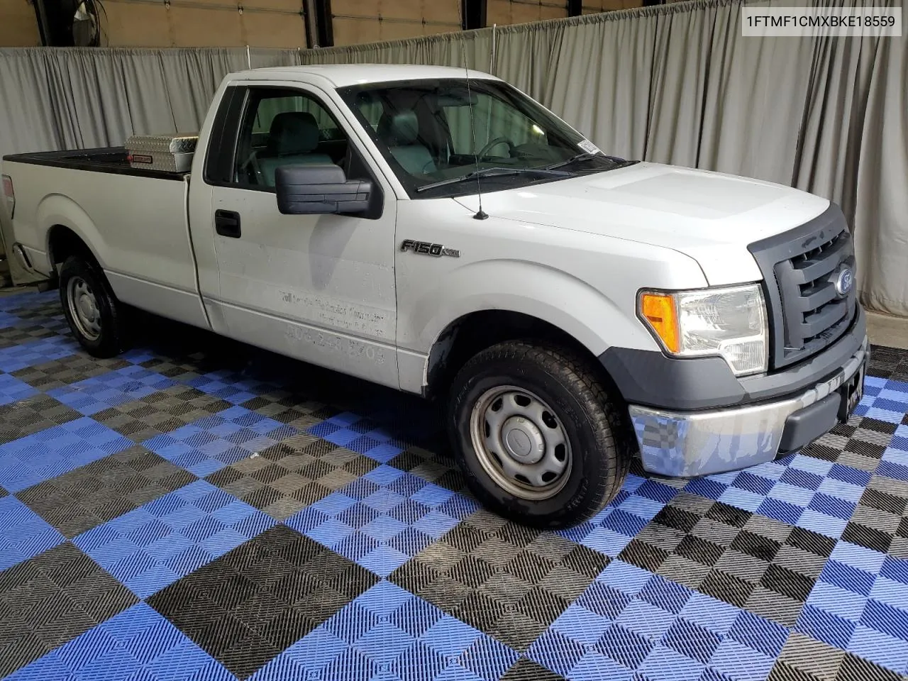 1FTMF1CMXBKE18559 2011 Ford F150