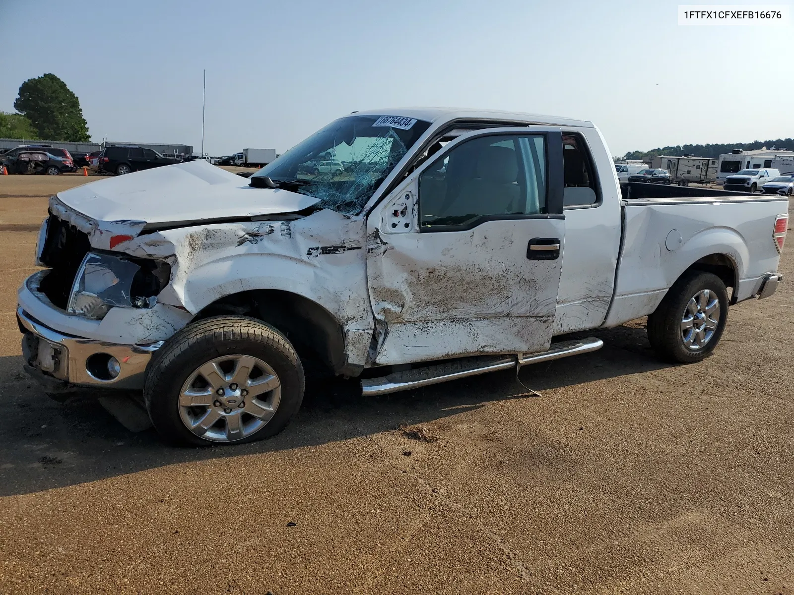 1FTFX1CFXEFB16676 2014 Ford F150 Super Cab