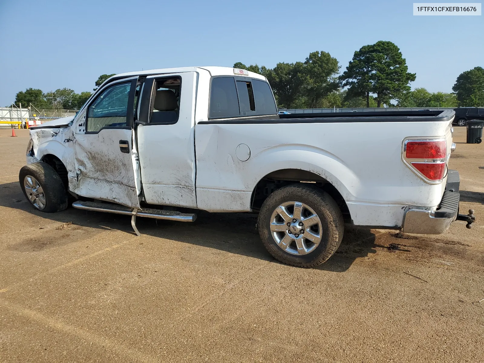 2014 Ford F150 Super Cab VIN: 1FTFX1CFXEFB16676 Lot: 66764434