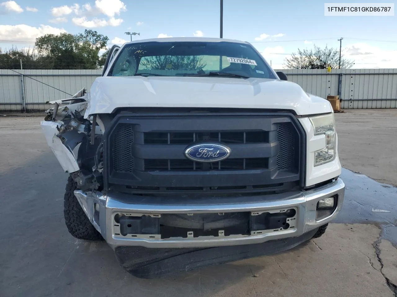 2016 Ford F150 VIN: 1FTMF1C81GKD86787 Lot: 72792064