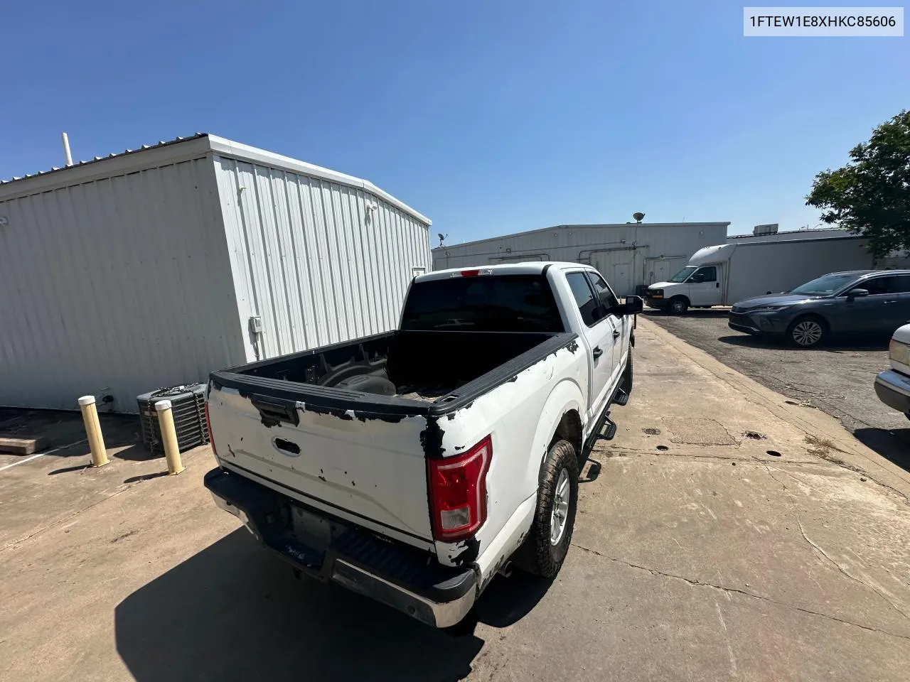 1FTEW1E8XHKC85606 2017 Ford F150 Supercrew