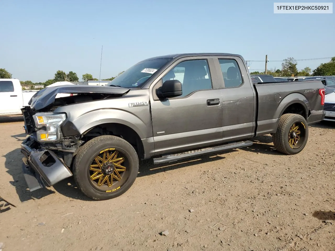 2017 Ford F150 Super Cab VIN: 1FTEX1EP2HKC50921 Lot: 71206524