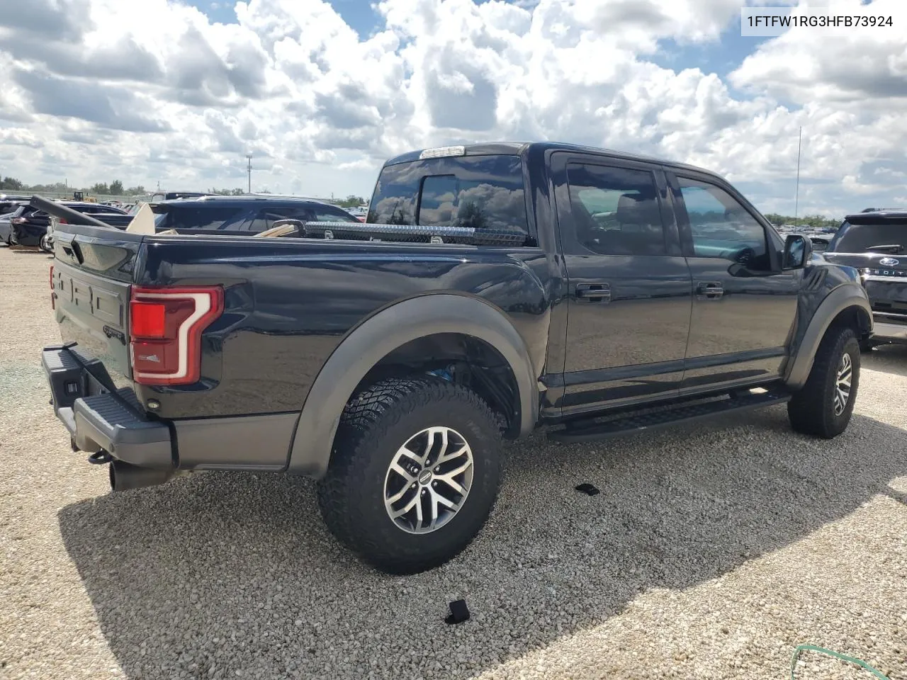 2017 Ford F150 Raptor VIN: 1FTFW1RG3HFB73924 Lot: 73926954