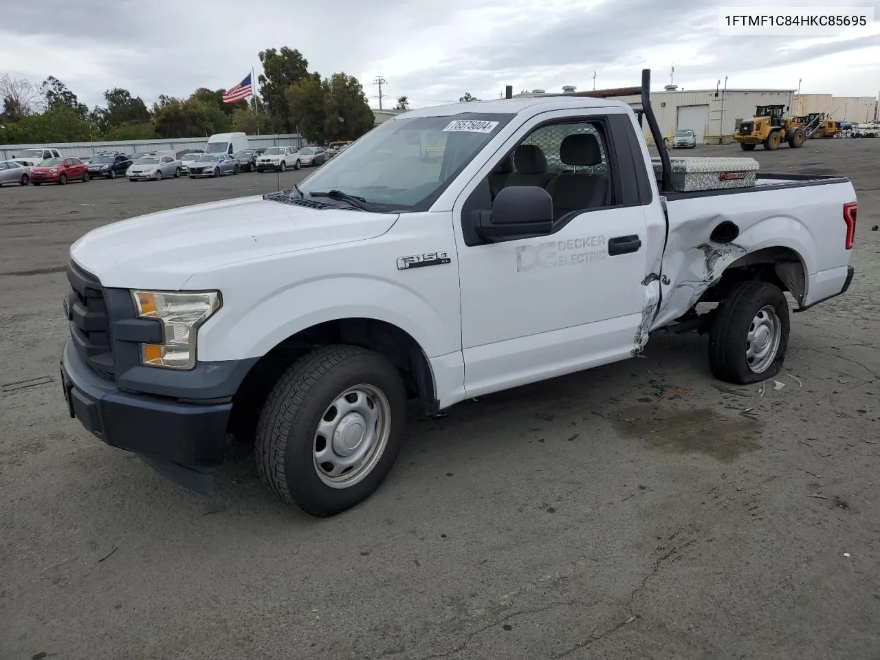 2017 Ford F150 VIN: 1FTMF1C84HKC85695 Lot: 76575004